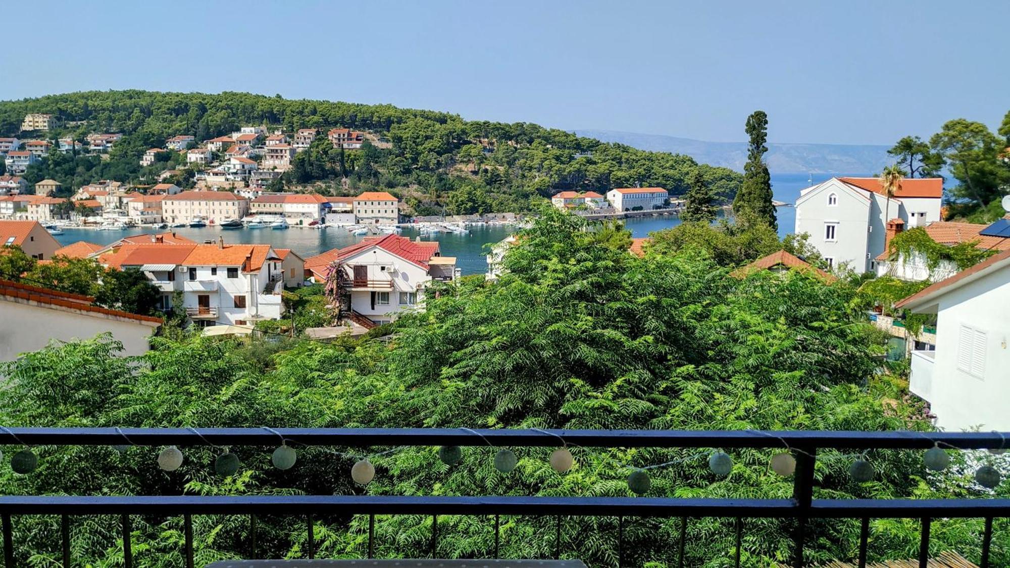 Sofia'S Way Apartments Jelsa  Exterior photo