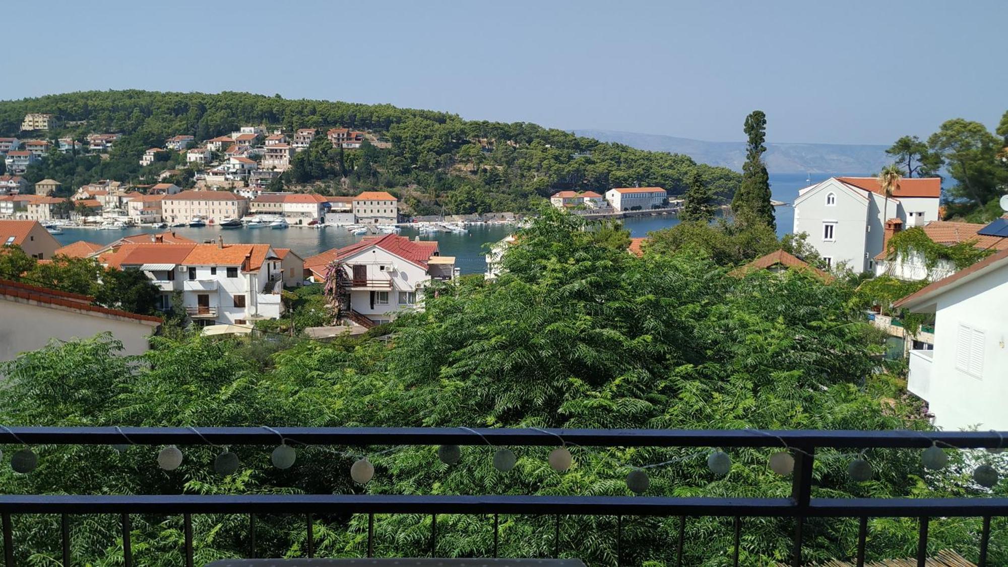 Sofia'S Way Apartments Jelsa  Exterior photo